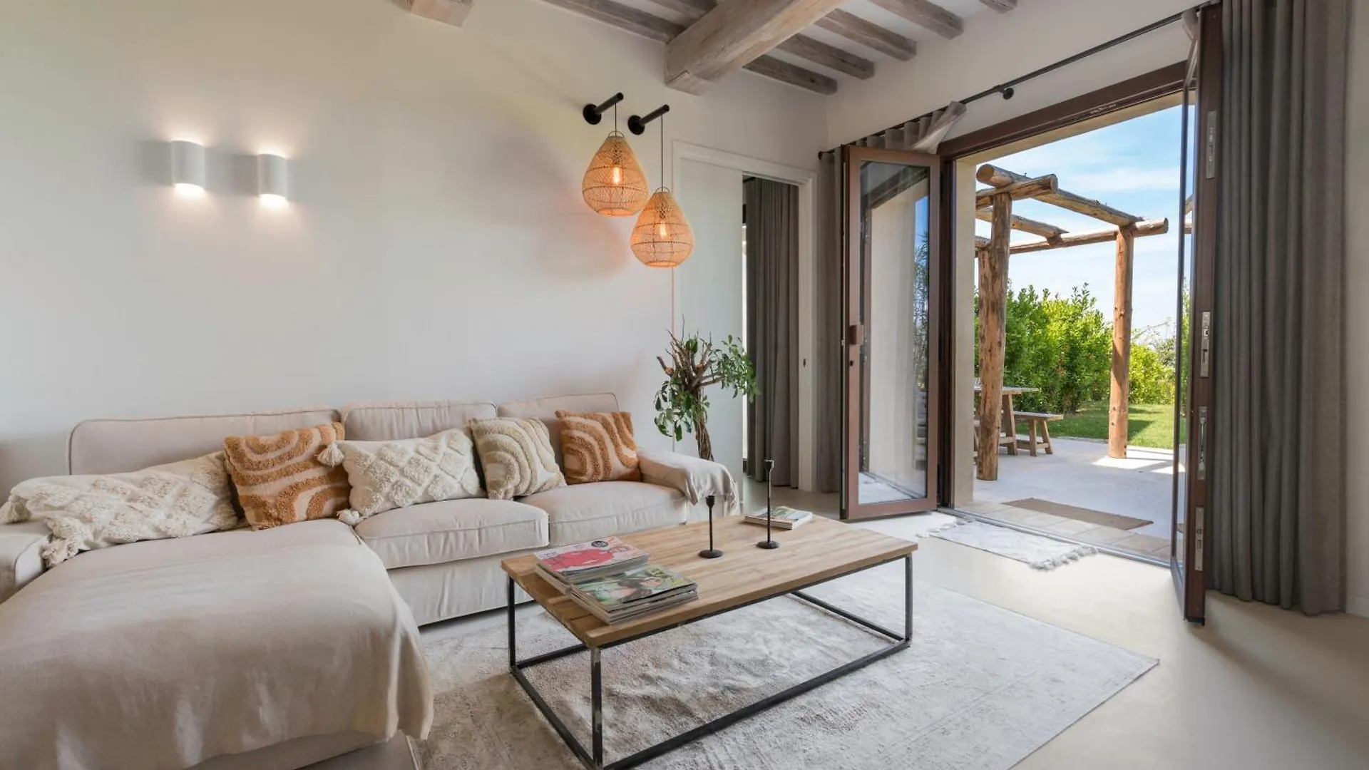 Coratina Gorgeous Apartment With Pool, Montaione, Toscana