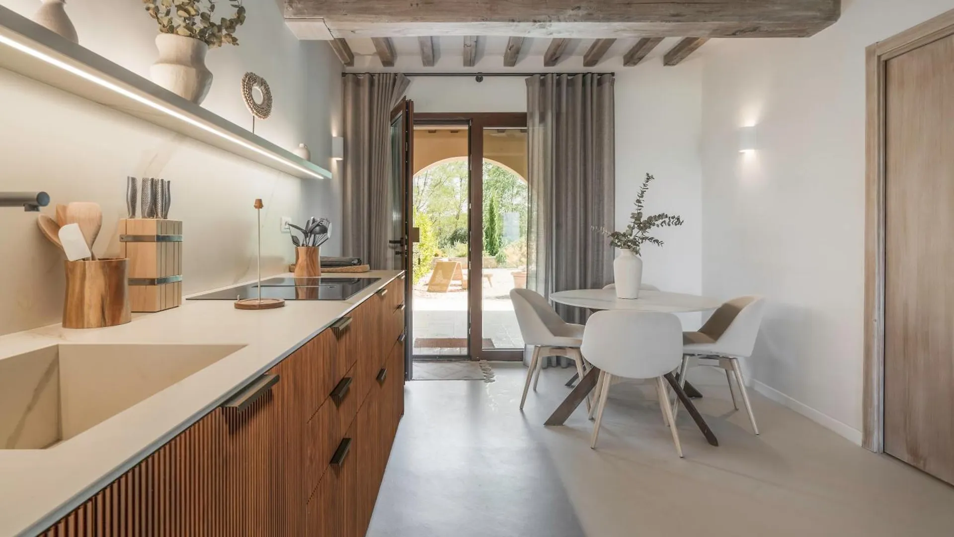 Coratina Gorgeous Apartment With Pool, Montaione, Toscana