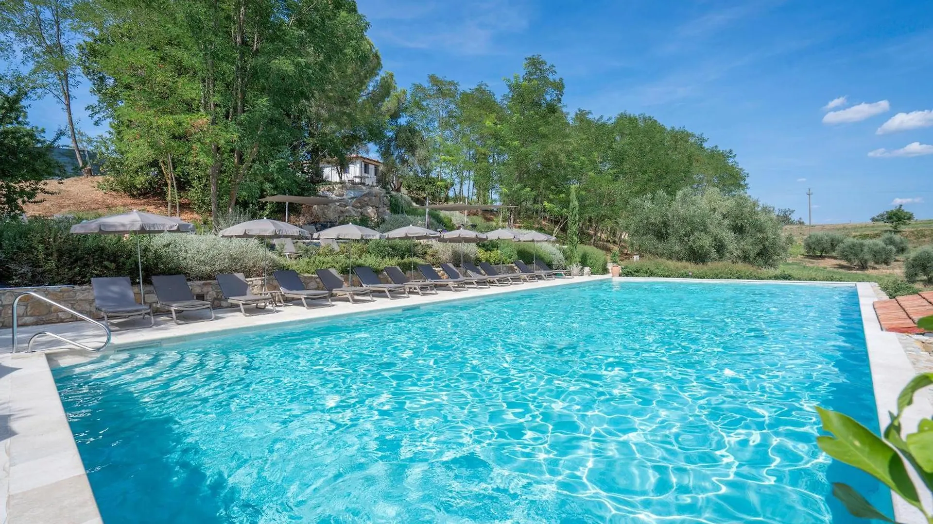 Coratina Gorgeous Apartment With Pool, Montaione, Toscana Italy
